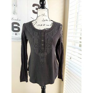 Jolt womens Sz Small Womens Gray Lace sleeve detail long sleeve boho unique Top